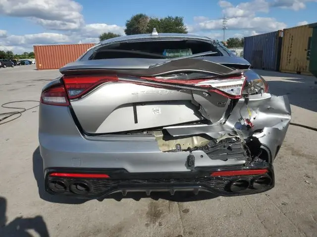 2023 KIA STINGER GT2  