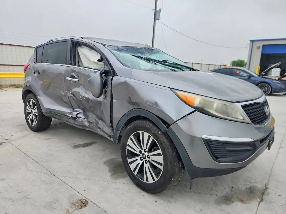 2016 KIA SPORTAGE EX  