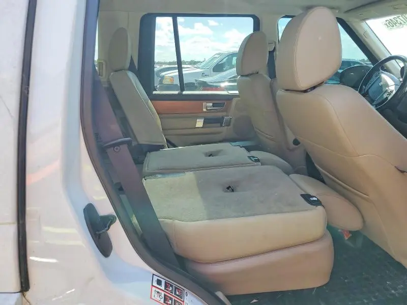 2016 LAND ROVER LR4 HSE  