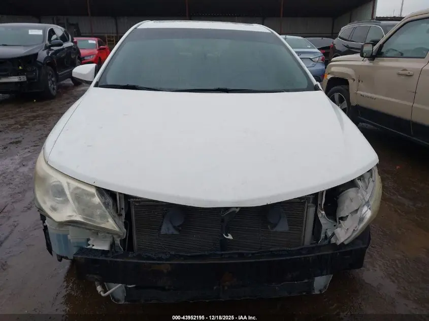 2013 TOYOTA CAMRY LE