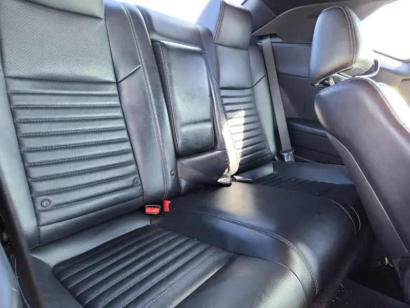 2013 DODGE CHALLENGER SXT  