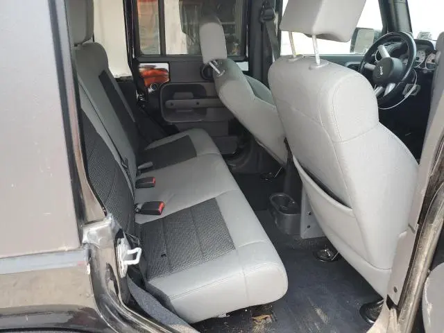 2010 JEEP WRANGLER UNLIMITED SAHARA  