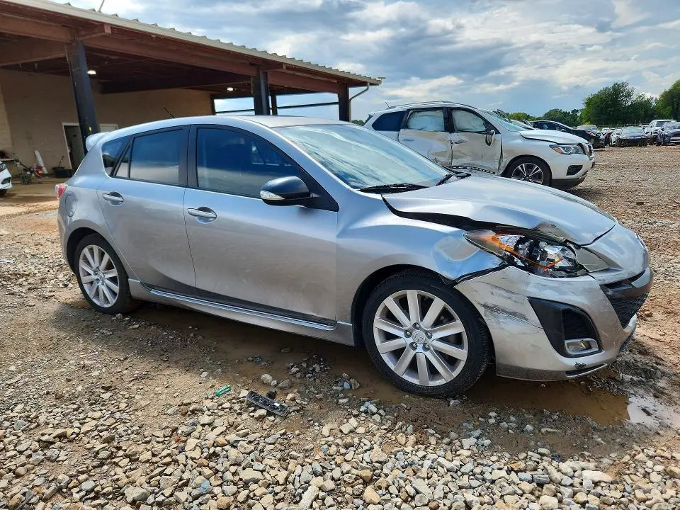 2010 MAZDA 3 S  