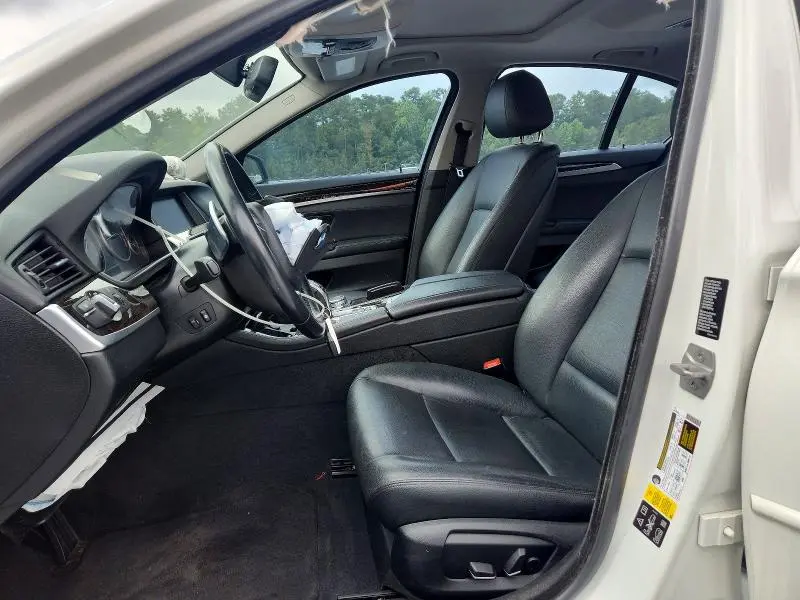 2016 BMW 528 XI  