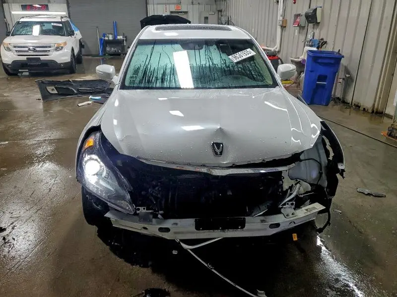 2011 HYUNDAI EQUUS SIGNATURE  