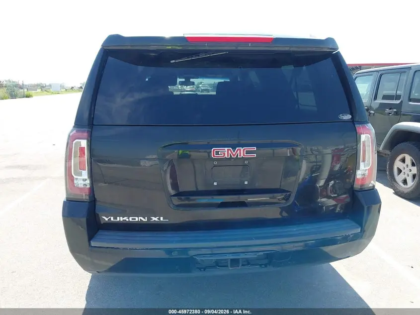 2017 GMC YUKON XL SLE
