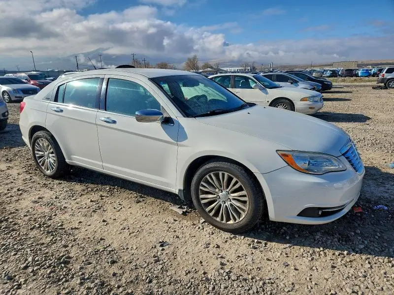 2011 CHRYSLER 200 LIMITED  