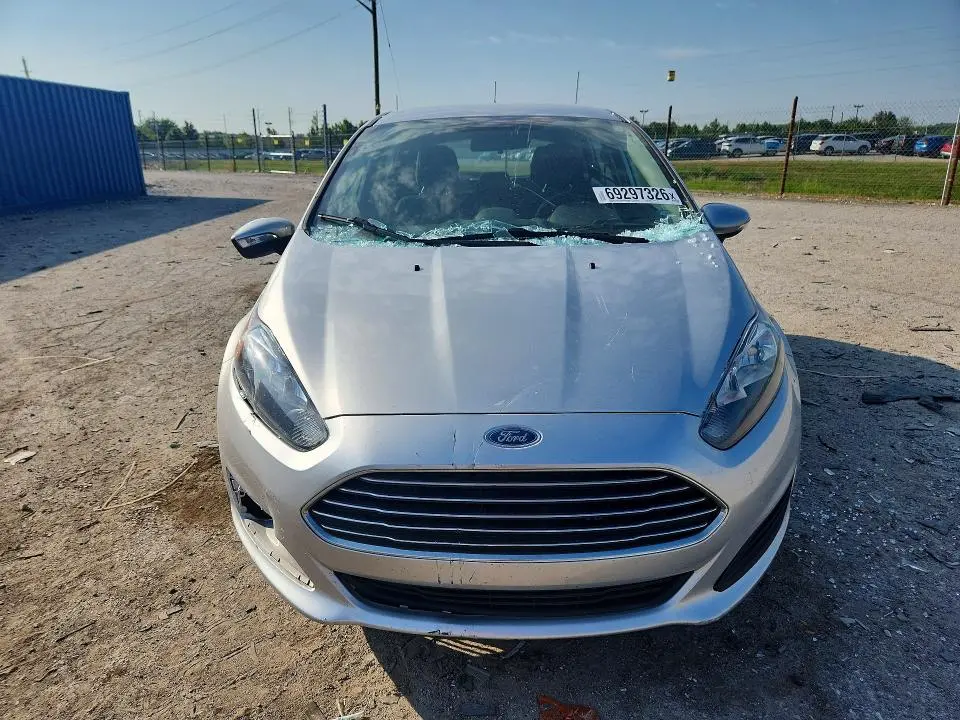 2016 FORD FIESTA SE  