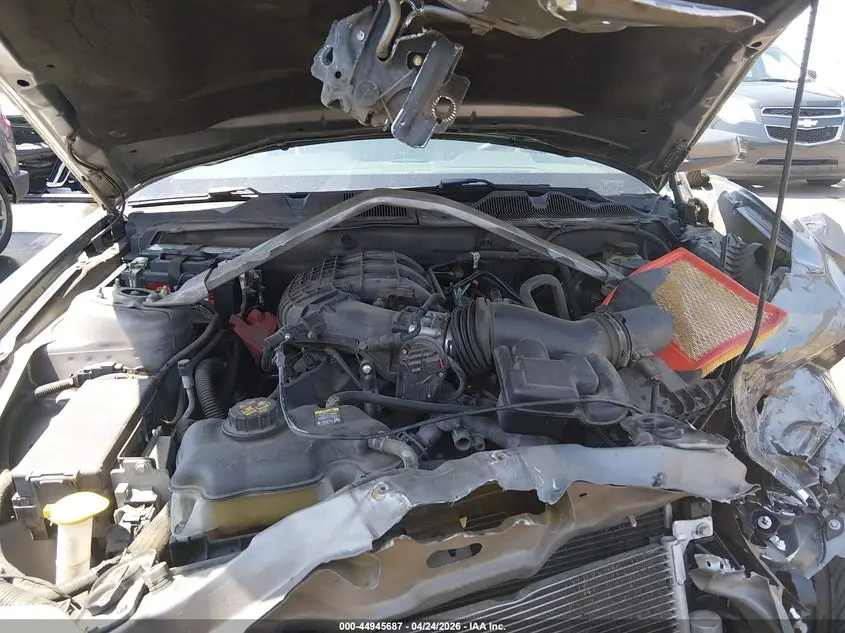 2011 FORD MUSTANG V6 PREMIUM