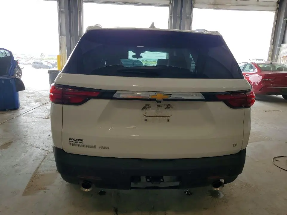 2022 CHEVROLET TRAVERSE LT  