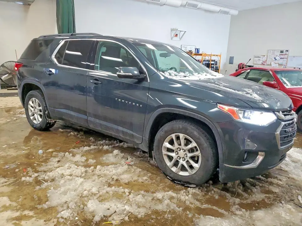 2019 CHEVROLET TRAVERSE LT  