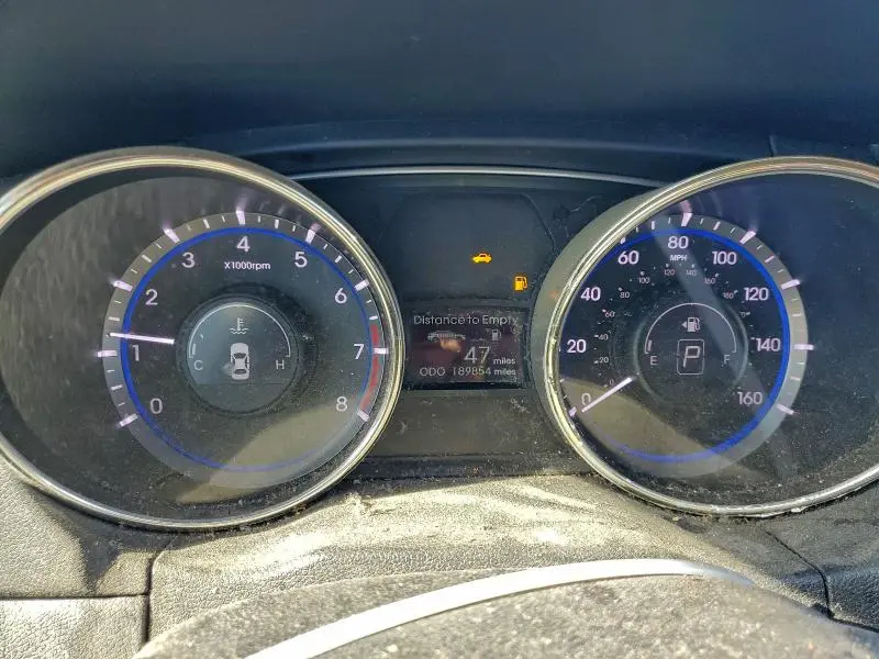 2011 HYUNDAI SONATA SE  