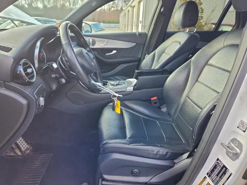 2019 MERCEDES-BENZ GLC 300 4MATIC  