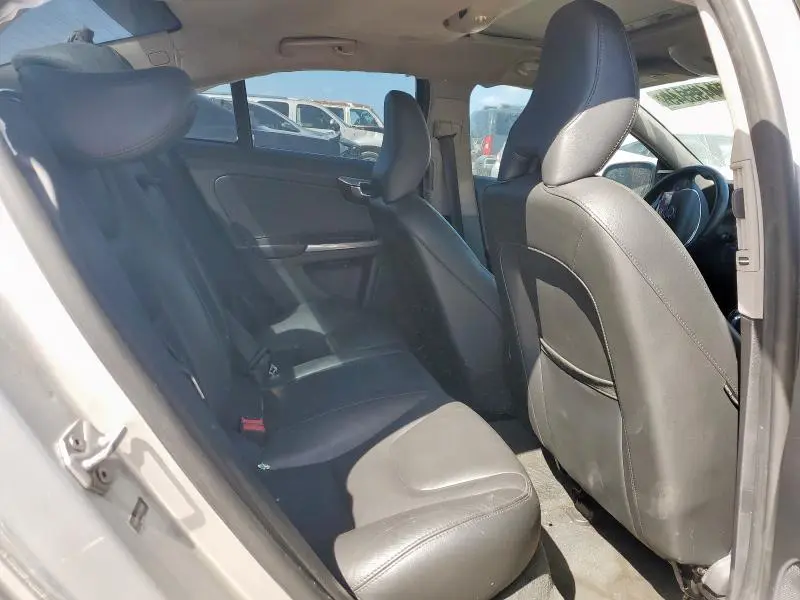 2015 VOLVO S60 PREMIER  