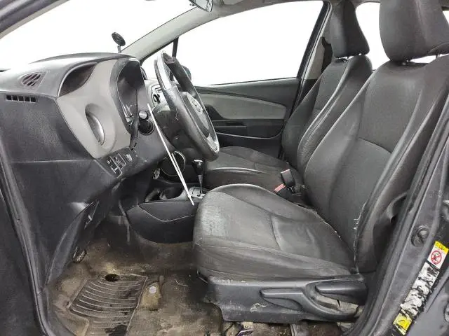 2017 TOYOTA YARIS L