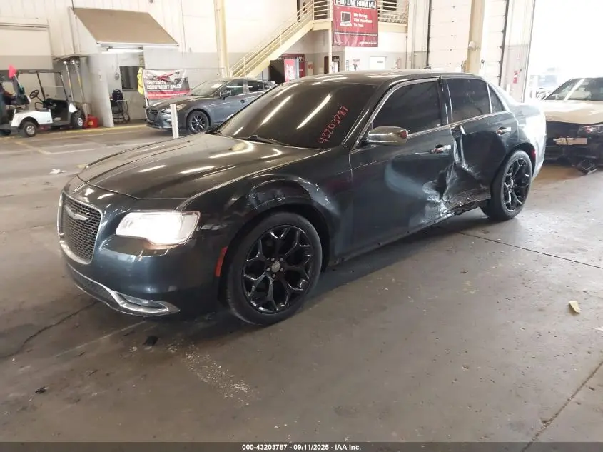 2017 CHRYSLER 300C  