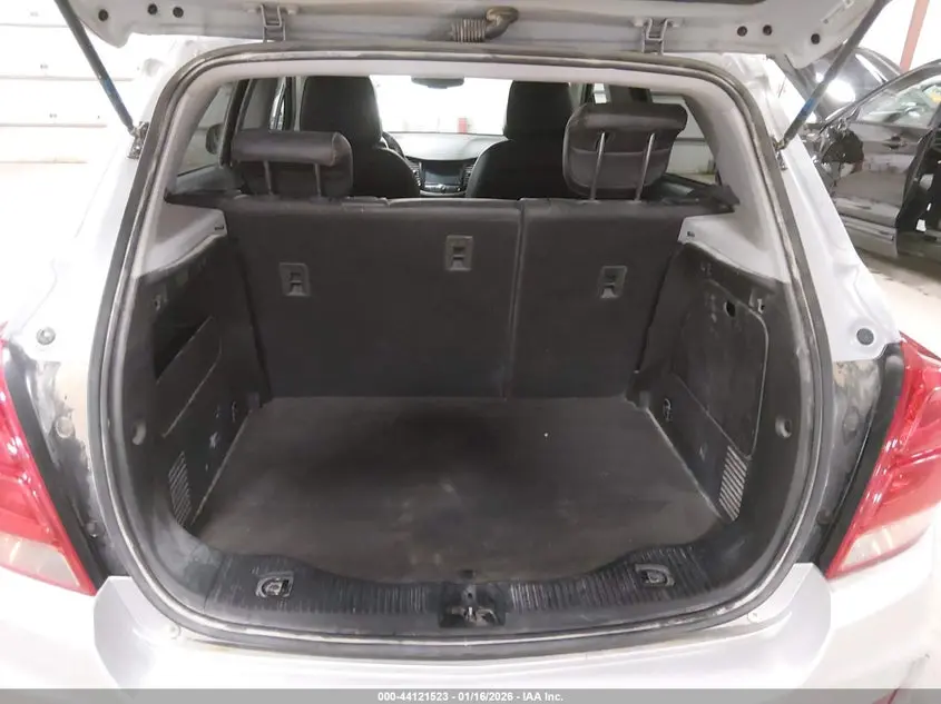 2017 CHEVROLET TRAX LT