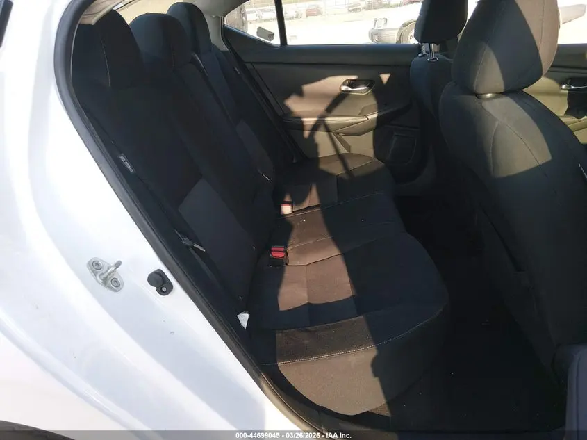 2022 NISSAN SENTRA SV XTRONIC CVT
