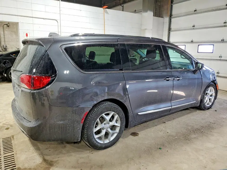 2019 CHRYSLER PACIFICA TOURING L PLUS  
