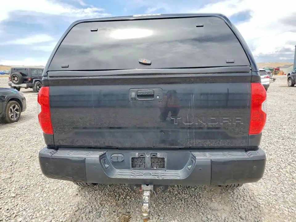 2016 TOYOTA TUNDRA CREWMAX LIMITED  