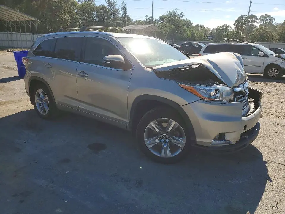 2016 TOYOTA HIGHLANDER LIMITED  