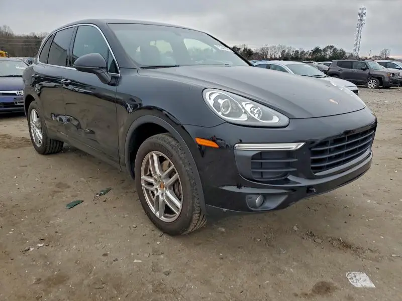 2016 PORSCHE CAYENNE   