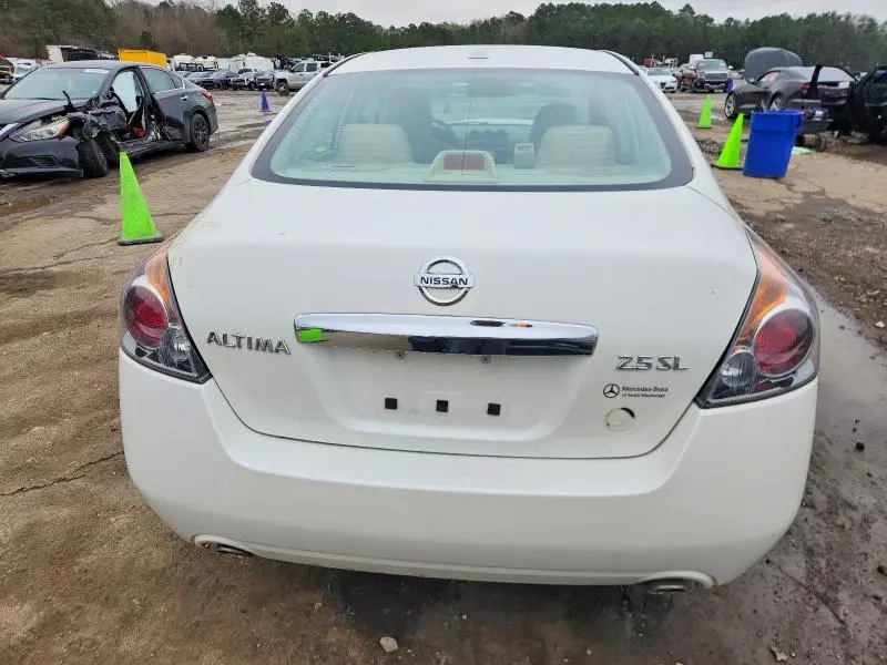 2011 NISSAN ALTIMA BASE  