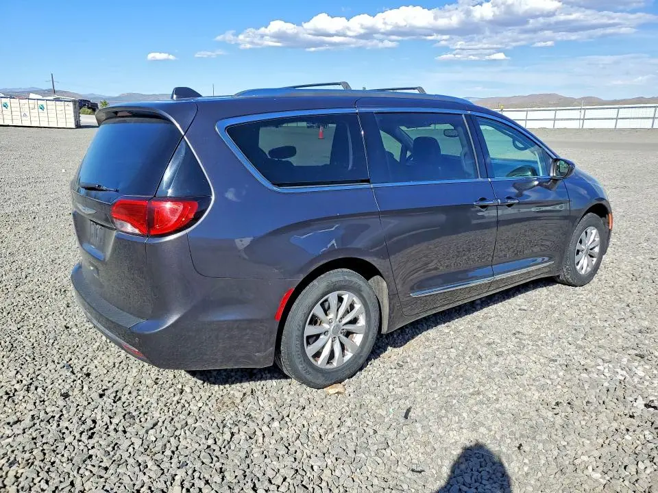 2019 CHRYSLER PACIFICA TOURING L  