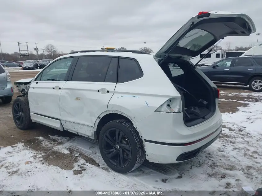 2023 VOLKSWAGEN TIGUAN 2.0T SE R-LINE BLACK