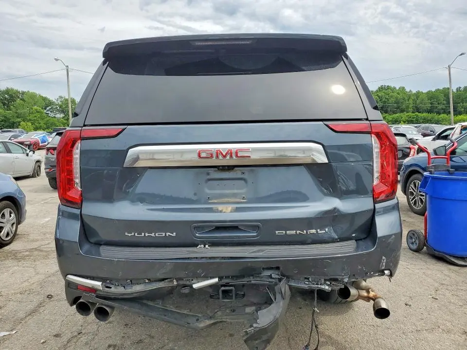 2021 GMC YUKON XL DENALI  