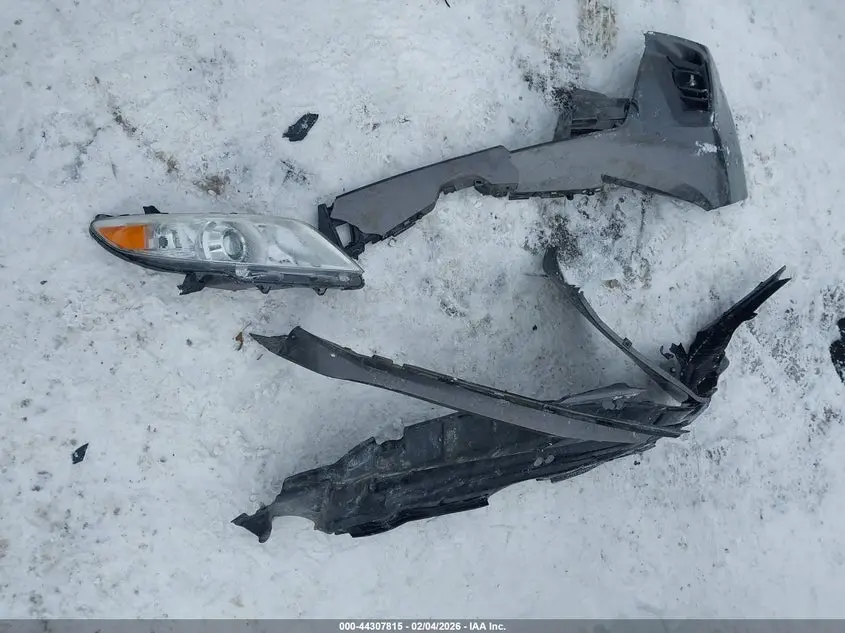 2019 TOYOTA SIENNA LE 8 PASSENGER