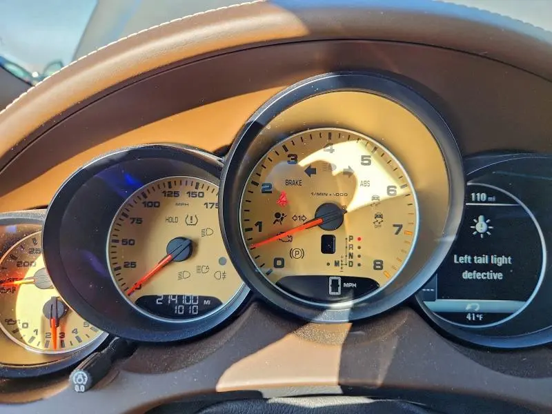 2017 PORSCHE CAYENNE S  