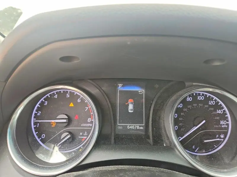 2019 TOYOTA CAMRY LE  