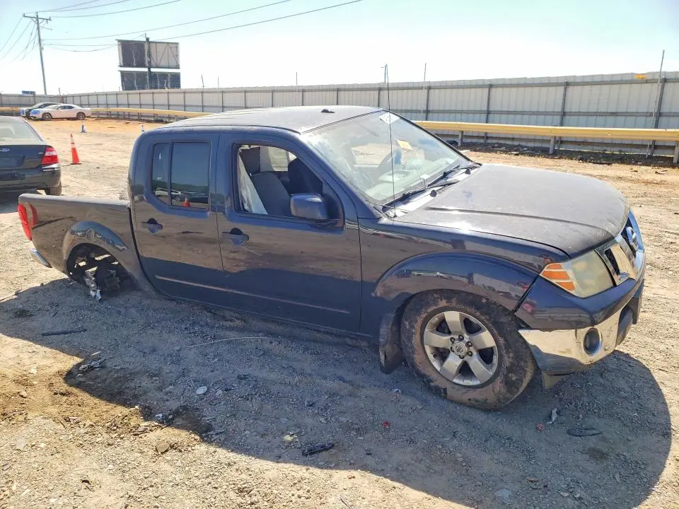 2011 NISSAN FRONTIER S  