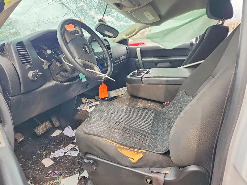 2010 CHEVROLET SILVERADO C1500 LT  