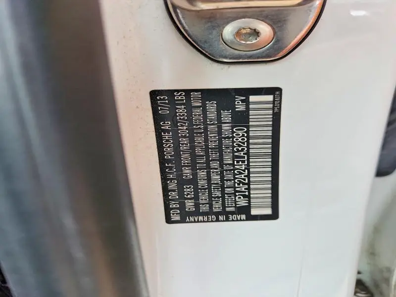 2014 PORSCHE CAYENNE   