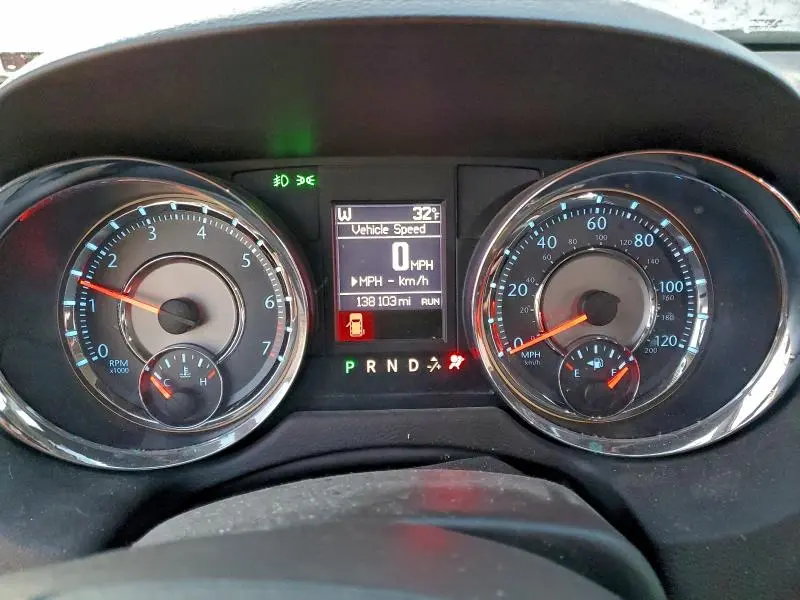 2012 CHRYSLER TOWN & COUNTRY TOURING  