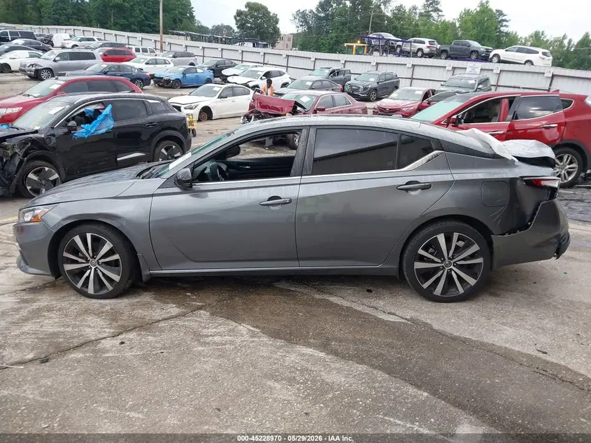 2021 NISSAN ALTIMA SR FWD