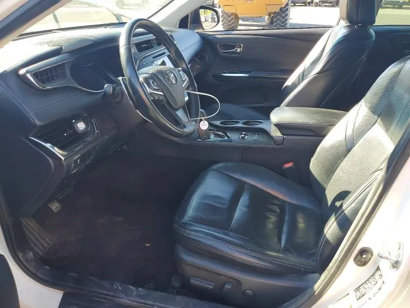 2015 TOYOTA AVALON XLE  
