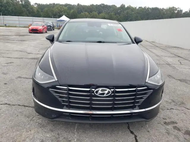 2022 HYUNDAI SONATA SE  