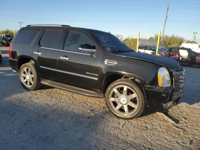 2012 CADILLAC ESCALADE LUXURY  