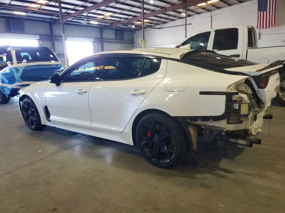 2018 KIA STINGER GT2  
