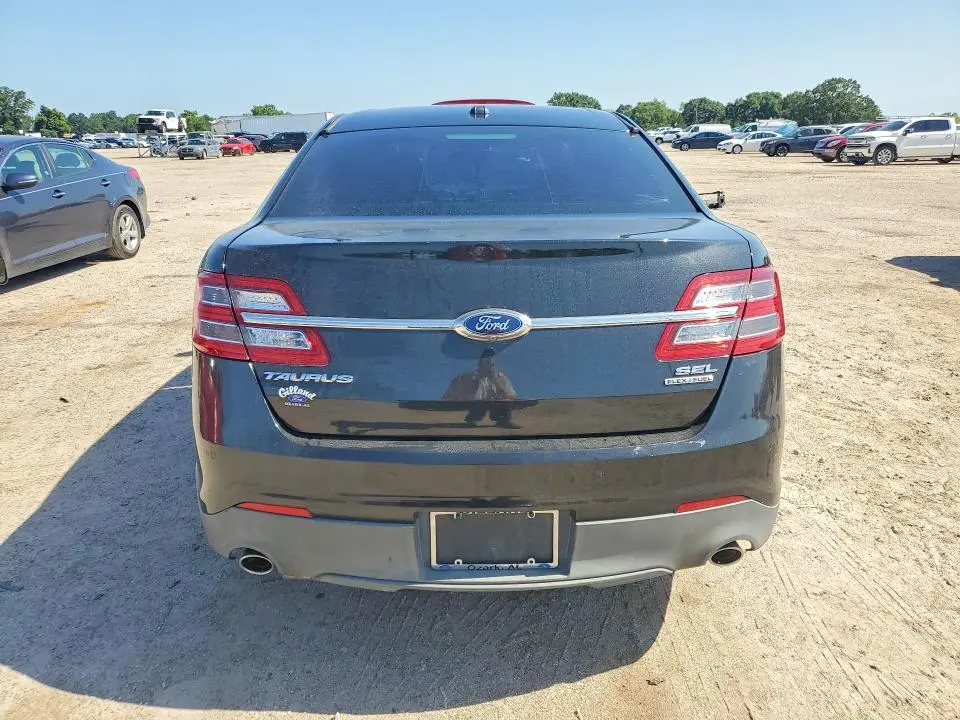 2015 FORD TAURUS SEL  