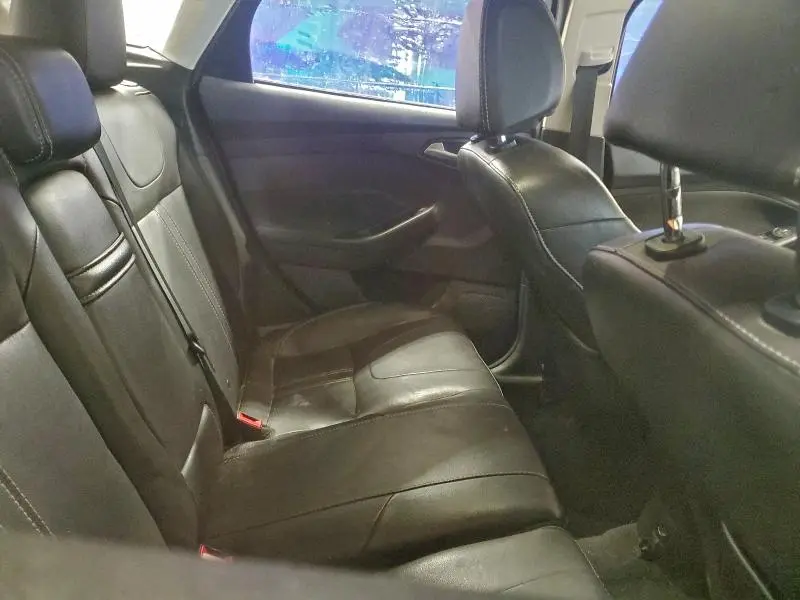 2012 FORD FOCUS TITANIUM  