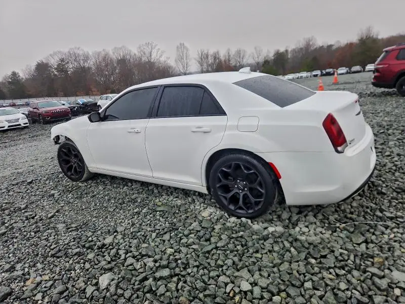 2019 CHRYSLER 300 TOURING  