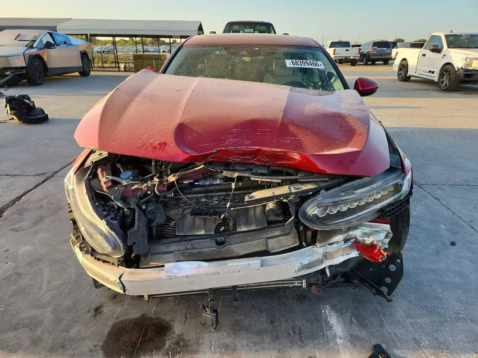 2018 HONDA ACCORD TOURING  