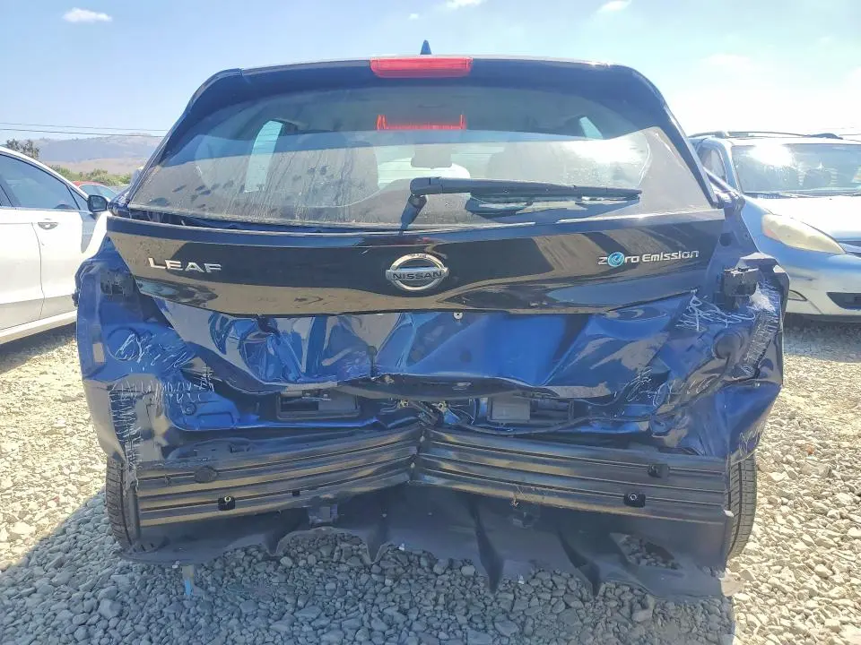 2019 NISSAN LEAF S  