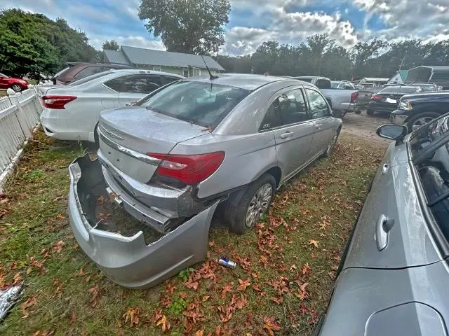2011 CHRYSLER 200 LX  