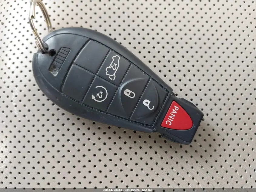 2011 JEEP GRAND CHEROKEE OVERLAND