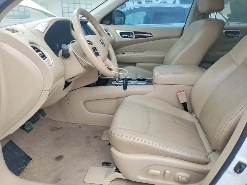 2014 NISSAN PATHFINDER SL  